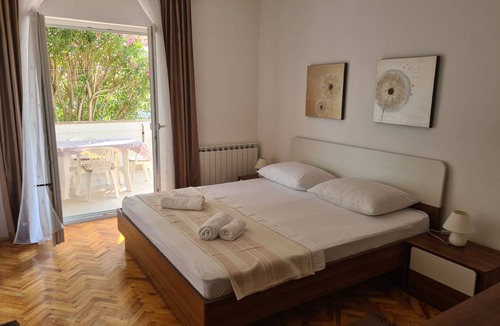 Pag Apartment | 45 m² Apartment ∙ 2 bedrooms ∙ 3 guests