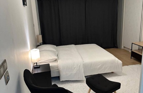Batignolles Apartment | 45 m² Apartment ∙ 1 bedroom ∙ 2 guests