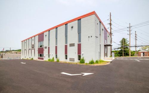 Binghamton Apartment | 4505 Lofts