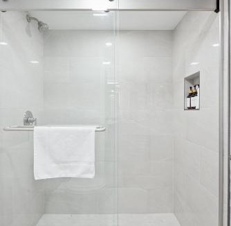 Morro Bay Hotel | 456 Embarcadero Inn & Suites