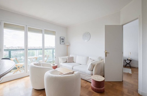 Republique–Point-du-Jour Apartment | 46 m² Apartment ∙ 1 bedroom ∙ 4 guests