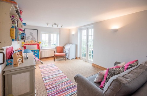 Woodbridge Cottage | 46 Ivy Cottage