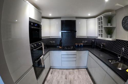 Penparcau Apartment | 46 Y Lanfa