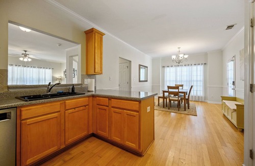 Acworth Cottage | 4632 Liberty Square Dr, Acworth