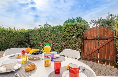 Sainte-Marie-la-Mer Resort | 47 m² Resort ∙ 2 bedrooms ∙ 4 guests
