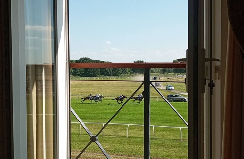 Stratford-upon-Avon House | 47 Wetherby Way