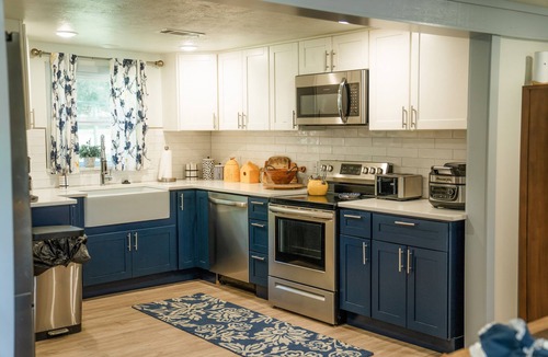 Mountain View Cottage | 470 Acre Adventure Lovers Get Away on Two Rivers