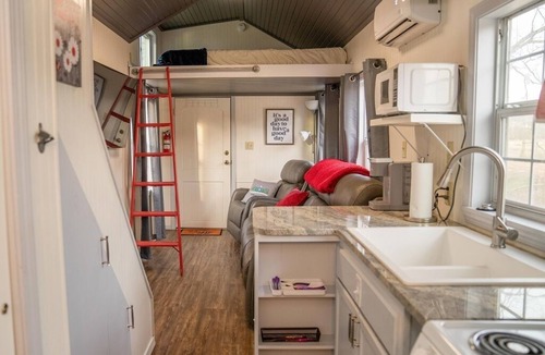 Mountain View Cabin | 470 Acre Adventure Lovers Get Away on Two Rivers