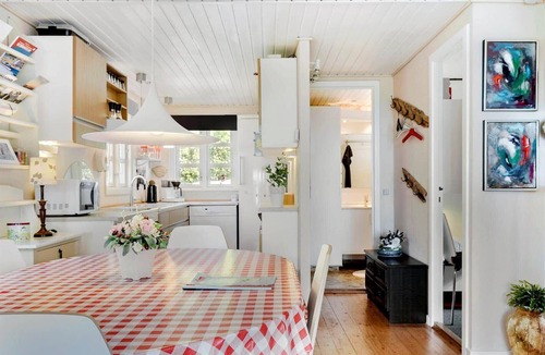 Boderne House | 4714 Aakirkeby - Boderne 12