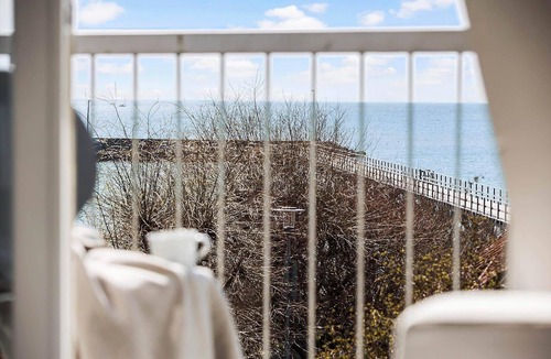 Arnager House | 4728 Rønne - Brobakken 16