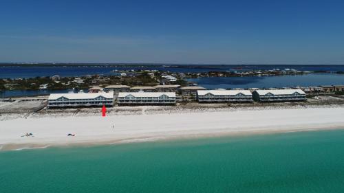 White Sands First House | 479 Fort Pickens Rd.