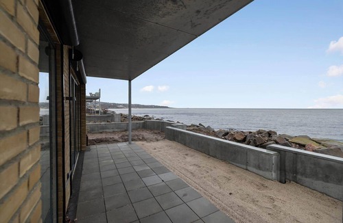 Tejn House | 4796 Allinge - Havnevej 14 E