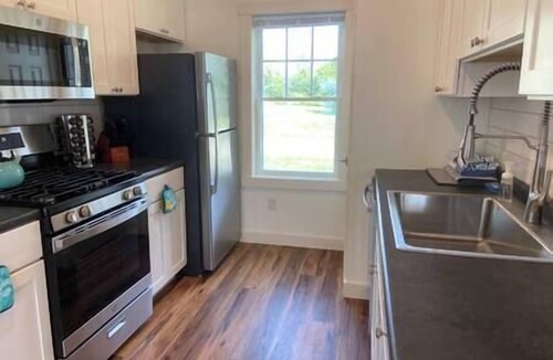 Alburg House | #48 Isle View - Sleeps 6, Sunsets & Beach