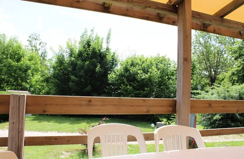 Miribel-les-Echelles House | 48. Mobile home 32m² TV "Génépi" 8 persons