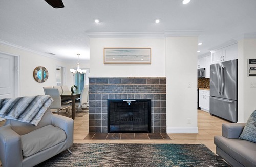 Boca Raton House | 4898 4 Bedroom/2 Bathroom