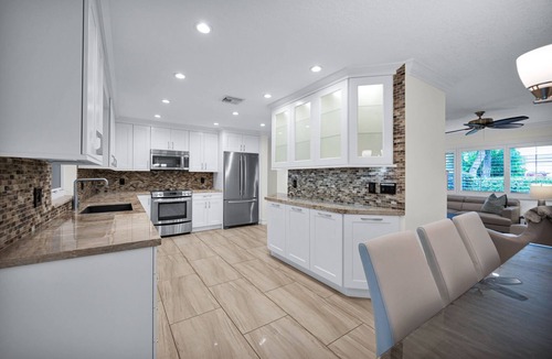 Boca Raton House | 4898 4 Bedroom/2 Bathroom