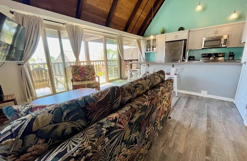 Punaluu Condo | #49 1 Bedroom/1 Bathroom Condo with Balcony