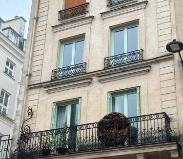 6th Arrondissement Apartment | 49 m² Apartment ∙ 1 bedroom ∙ 4 guests