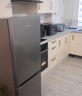 Mayfield Apartment | 4b Budoch Drive