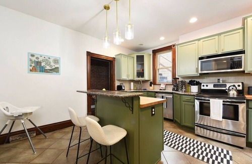 South Side Flats House | 4b Pittsburgh Escape: BBQ, Games, 10mins to UPitt