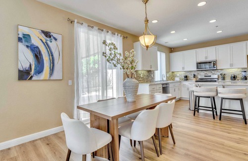 Fontana House | 4B Summit Haven Retreat｜Garage access｜Dedicated Workspace｜Pets Allowed #42360