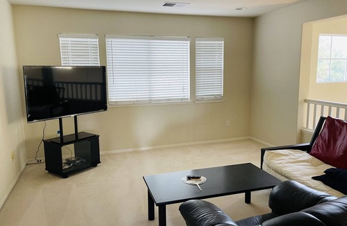 Milpitas House | 4B3B house with yard @Silicon Valley