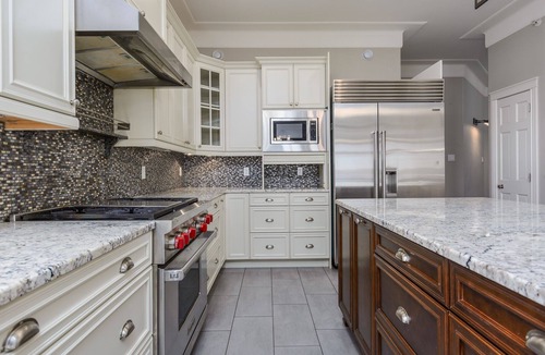 Saint John House | 4BD 2.5BA 3 level private house w/ private beach access.