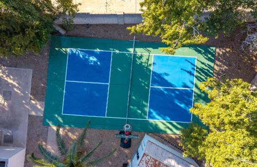 Trails North House | 4BD Pool Basketball Hot Tub Pool Table