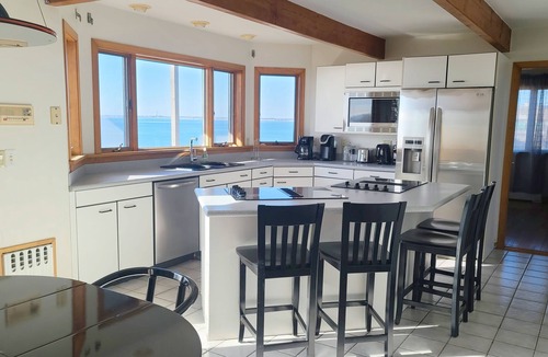 North Truro House | 4BD Waterfront Contemporary-RIGHT ON THE BEACH, A/C, Direct Access to Private Beach, Amazing Sunset & Water Views