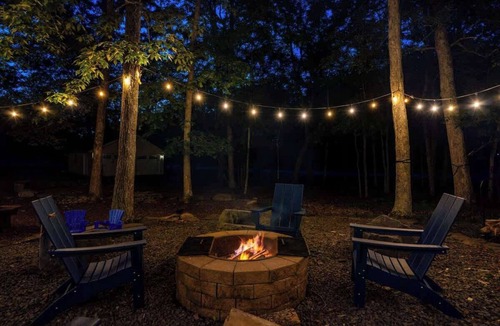 Lackawaxen Ski Chalet | 4BDRM Games Family Friendly Fire Pit Masthope