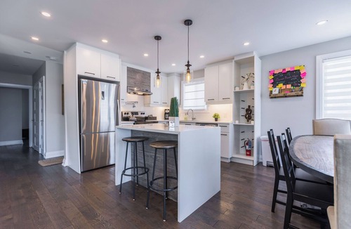Port Weller House | 4BDRM Sunset Niagara Home + Outdoor Patio + Lake