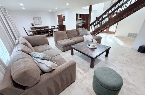 Agoura Hills House | 4BDs Getaway: Pool Table, Jacuzzi & Salt Pool