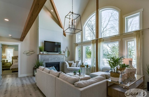 Lafontaine Cottage | 4bed 3bath Beach House Oasis on Georgian Bay! West Exposure!