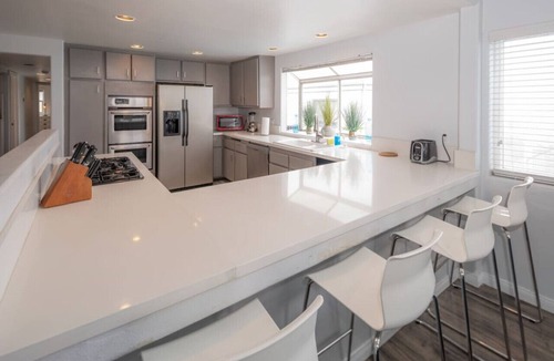 Marina Peninsula Apartment | 4Bed 4Bath Venice/MDR Beach PH