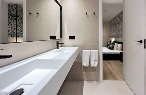 Sant Gervasi – la Bonanova Apartment | 4Bed Apartment in Barcelona