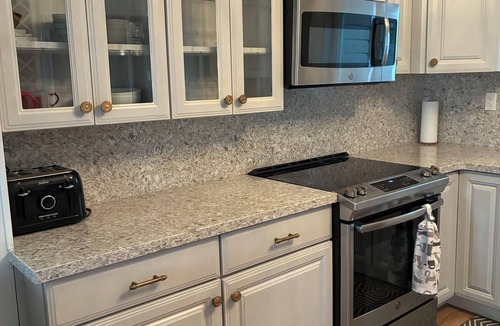 Temiskaming Shores House | 4Bed Downtown Gem,Modern Comfort, Fireplace,Huge Backyard,Step to Lake broadwalk