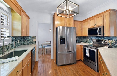 Saint Simons Heights House | 4br/3.5ba. Private pool! Only 2 miles to beach