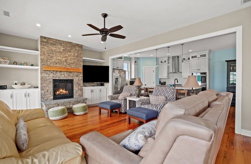 Sea Cottage Addition House | 4BR, 3 & a half BA home, private beach access