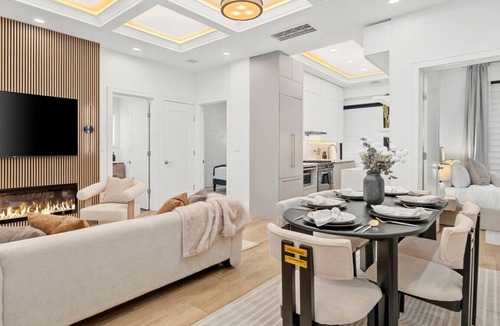 Griggs Park Condo | 4BR/4BA Gillette Transit Basecamp Parking