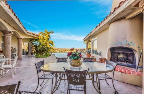 Yucca Valley Villa | * 4BR, Absolute Privacy, Jacuzzi, Pool Heating Can Be Added*