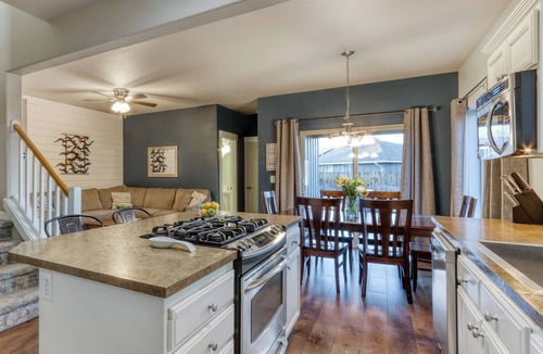 Larkspur House | 4BR Bend Home Near Mt Bachelor and River Trails