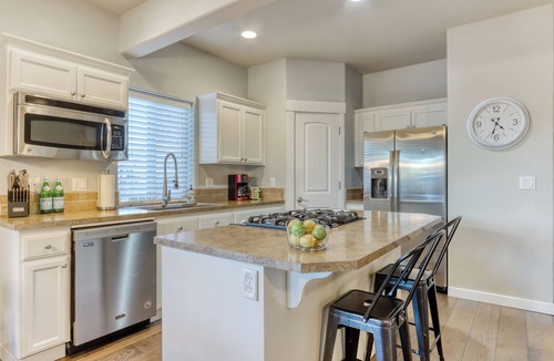Larkspur House | 4BR Bend Home Near Mt Bachelor and River Trails