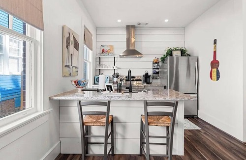 Columbus House | 4BR Bungalow in the Heart of Uptown, Pet-Friendly