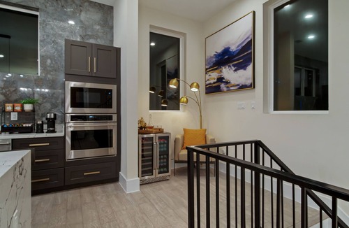 Washington Ave./ Memorial Park House | 4BR Designer Garage Rooftop Gym | Nr Dwntown