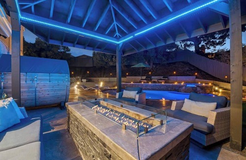Linda Vista House | 4BR Escape Pool+Sauna+Serene Outdoor Living