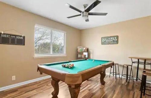 Austin House | 4BR EscapeGames Near Tesla, F1,Trails & Top Eats