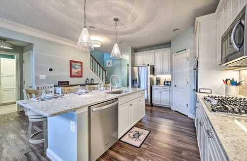 Millville House | 4BR Fam Villa Near Bethany Beach w/Pool Sleeps 10