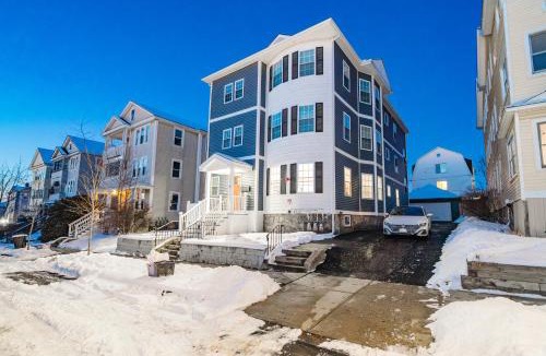 Worcester Apartment | 4BR Family-Friendly Worcester Home - Near Parks - Perfect Summer Base 16-2