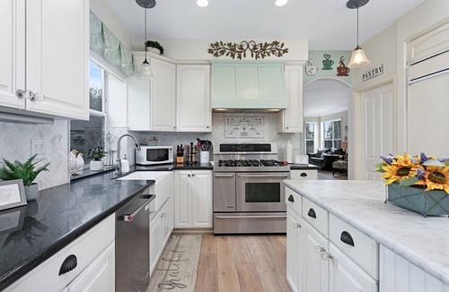 Vista House | 4BR Family Home Near Legoland & Beach Gameroom Dogs Free Sleeps 9