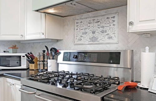 Vista House | 4BR Family Home Near Legoland & Beach Gameroom Dogs Free Sleeps 9